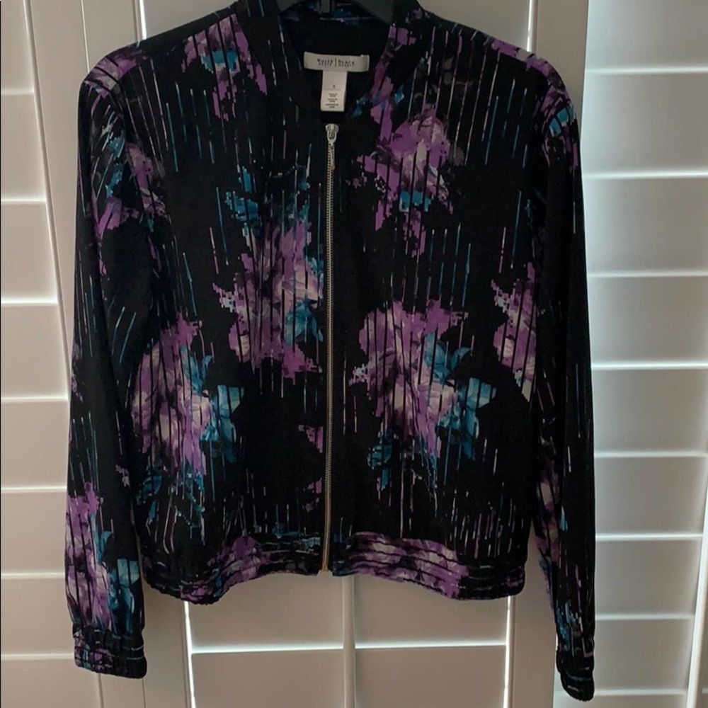 Jacket- zip up